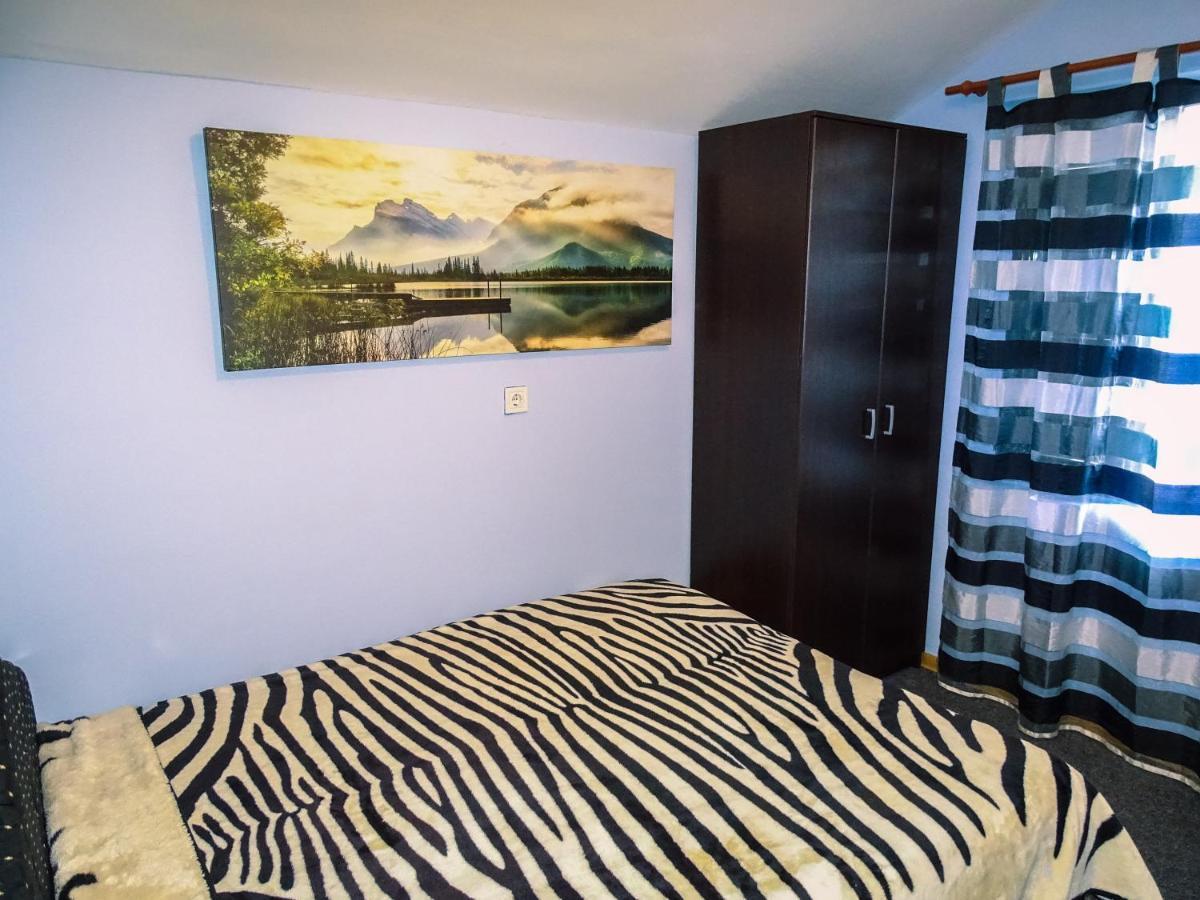 Vuk's 5 Min From The Two-bedroom Apartment